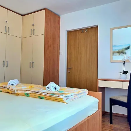 Apartment Fuer 4 Personen Ca 43 Qm In Silo, Kvarner Bucht Krk *